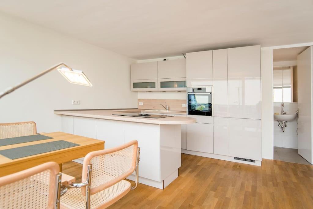 Modernes, Sonniges Appartement Im Herzen Von Duesseldorf Екстер'єр фото